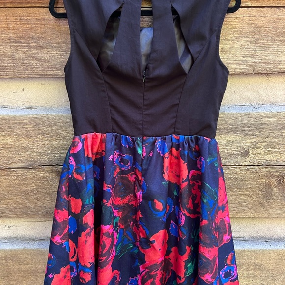 JEALOUS TOMATO Floral Fit and Flare Dress size Large - Picture 4 of 10